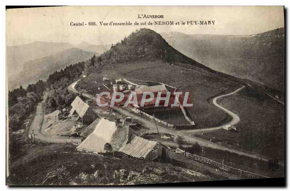 CPA L'Auvergne Cantal Vue d'Ensemble De Col De Nerom Et Le Puy Mary