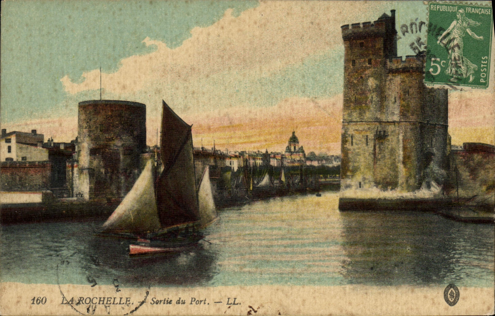 CPA La Rochelle Sortie Du Port Bateau
