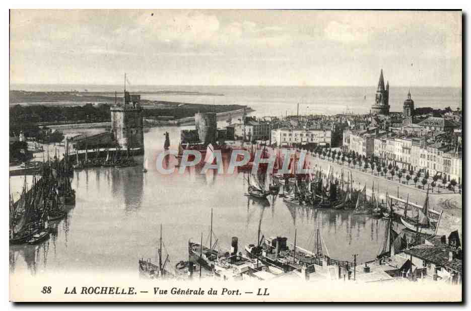 CPA La Rochelle Vue Generale Du Port Bateaux