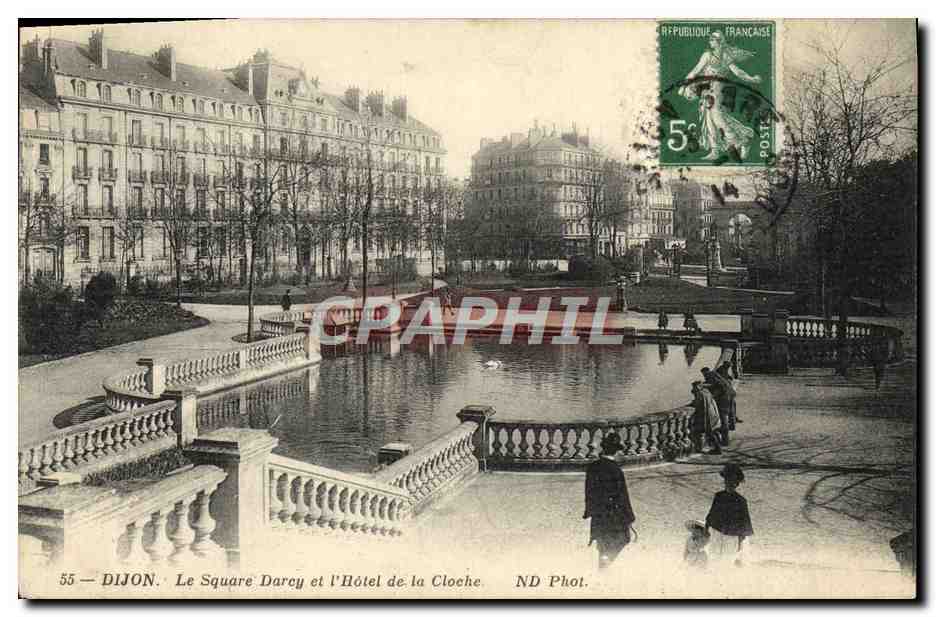 CPA Dijon Le Square Darcy et l'hotel de la cloche 