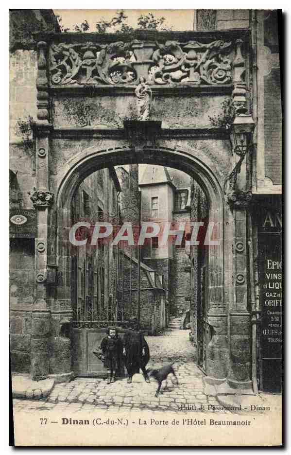 CPA Dinan La Porte de Hotel Beaumanoir Enfants