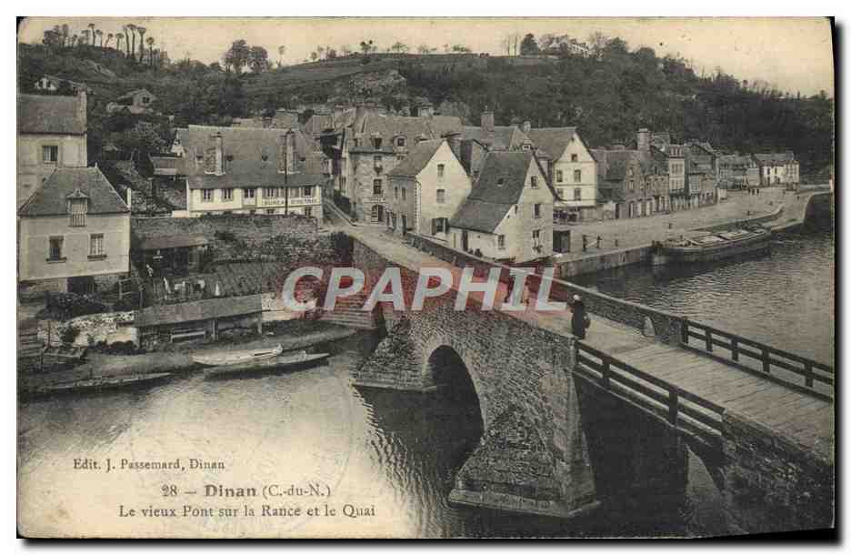 Dinan (C.-du-N.) — Le vieux Pont sur la Rance et le Quai — Edit. J. Passemand, Dinan, n°28