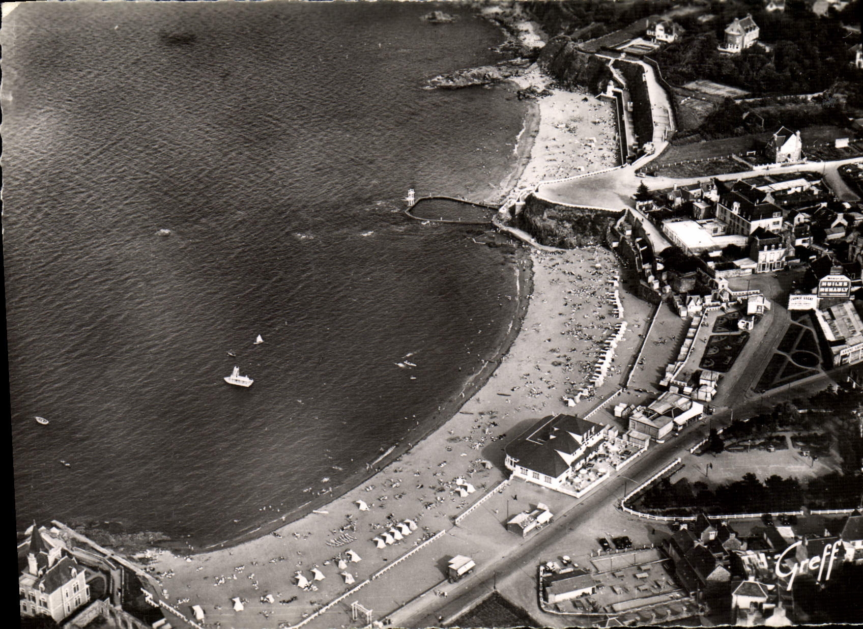 Saint-Quay-Portrieux — Vue aérienne — Les Plages, la Piscine et le Casino — Greff
