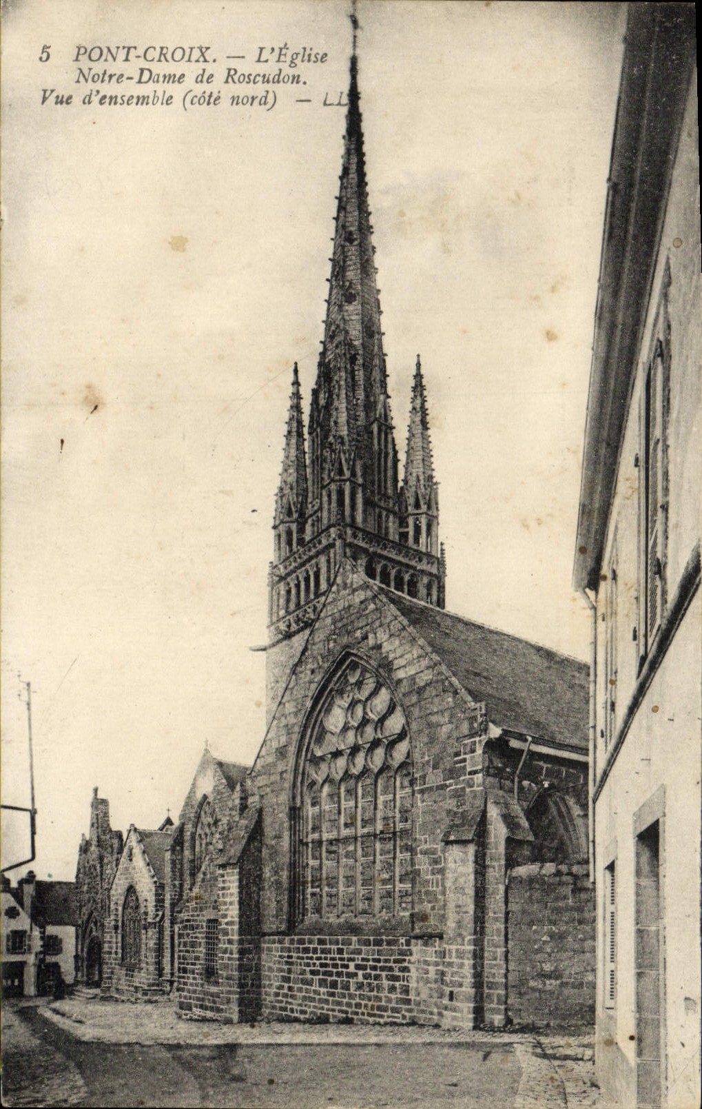CPA Pont Croix L'Eglise Notre Dame De Roscudon Vue d'Ensemble