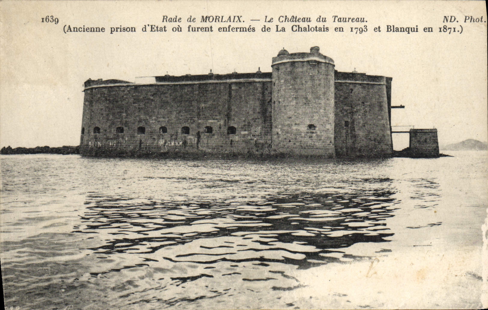 CPA Morlaix Le Chateau du Taureau Ancienne prison d'Etat