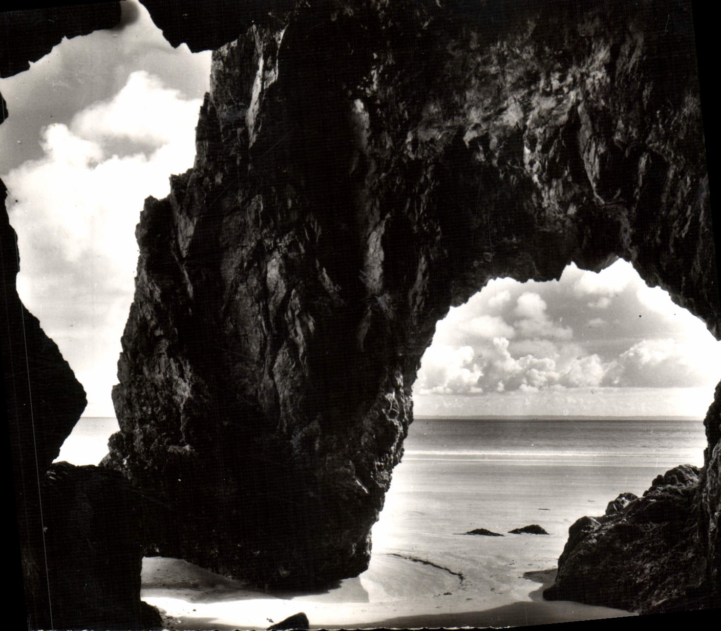 CPM Morgat Les petites grottes de la pointe de Rulianec