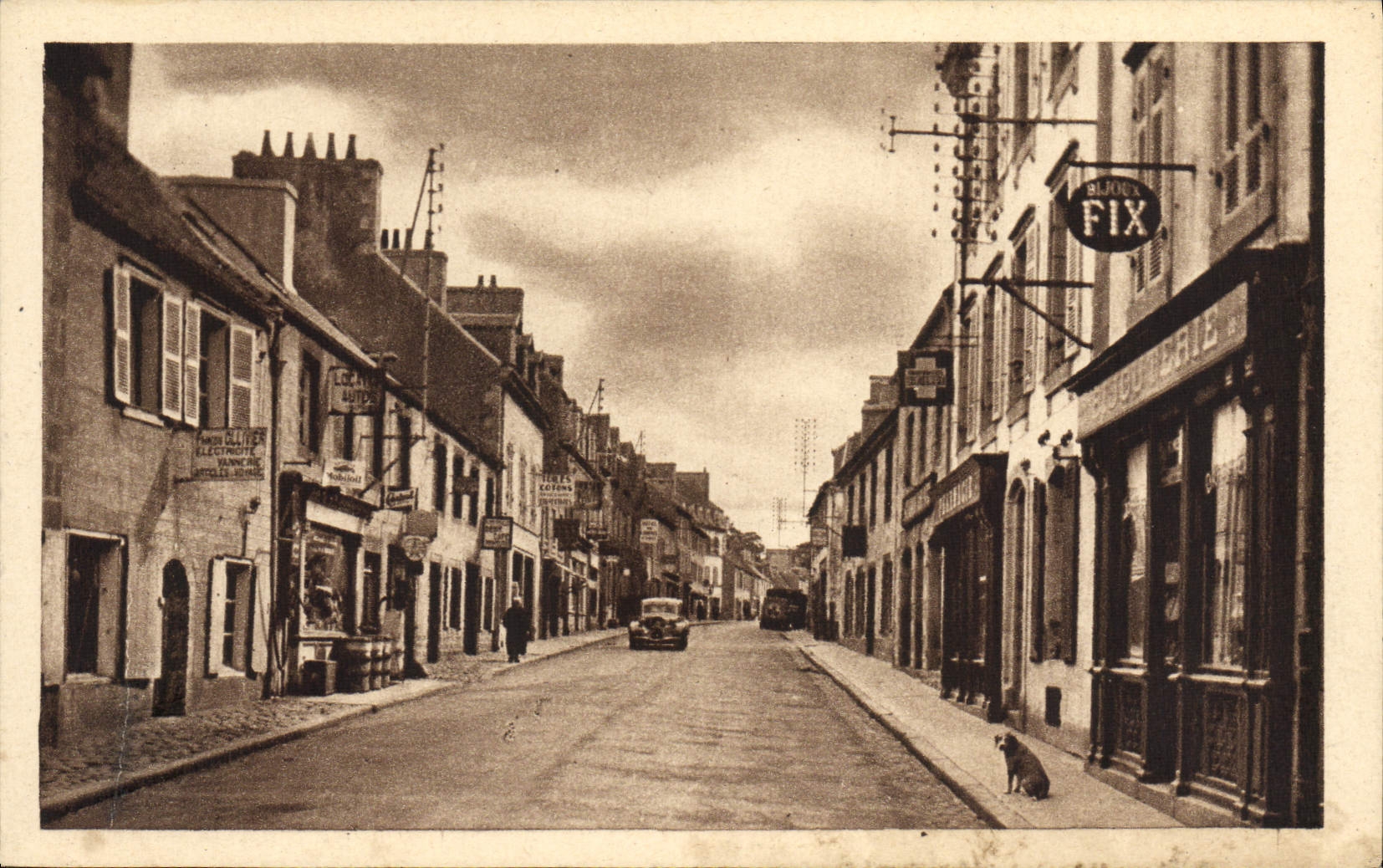 CPA Landivisiau La Rue Louis Pasteur