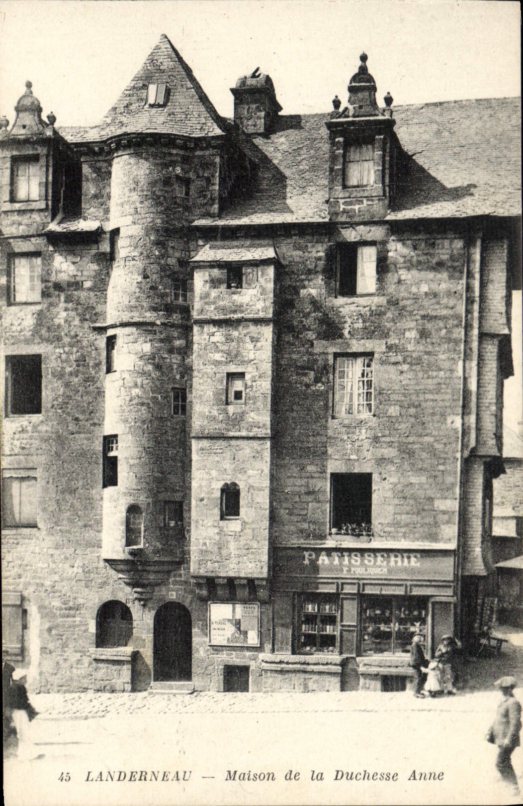 CPA Landerneau Maison de la Duchesse Anne Patisserie 