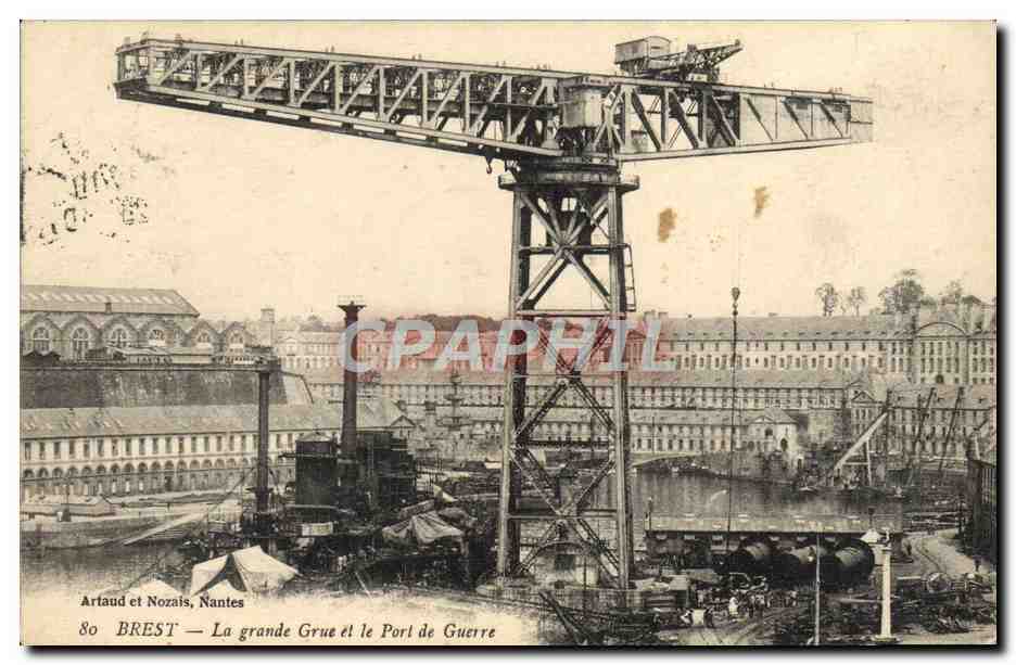 CPA Brest La Grande Grue et le Port de Guerre Bateaux
