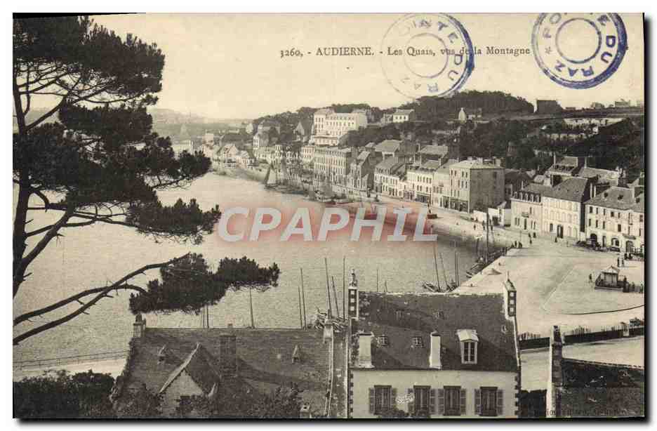 CPA Audierne Les Quais vus de la Montagne