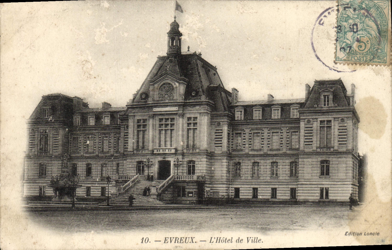 Evreux — L'Hôtel de Ville — Edition Loncle, n°10