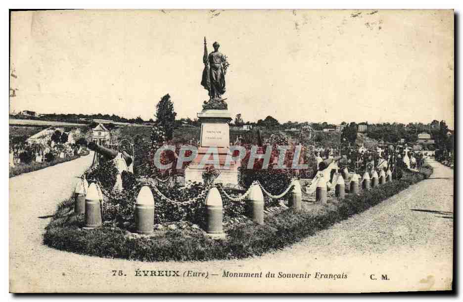 CPA Evreux Monument Du Souvenir Francais Militaria