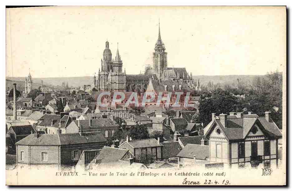 CPA Evreux Vue Sur La Tour De l'Horloge Et La Cathedrale