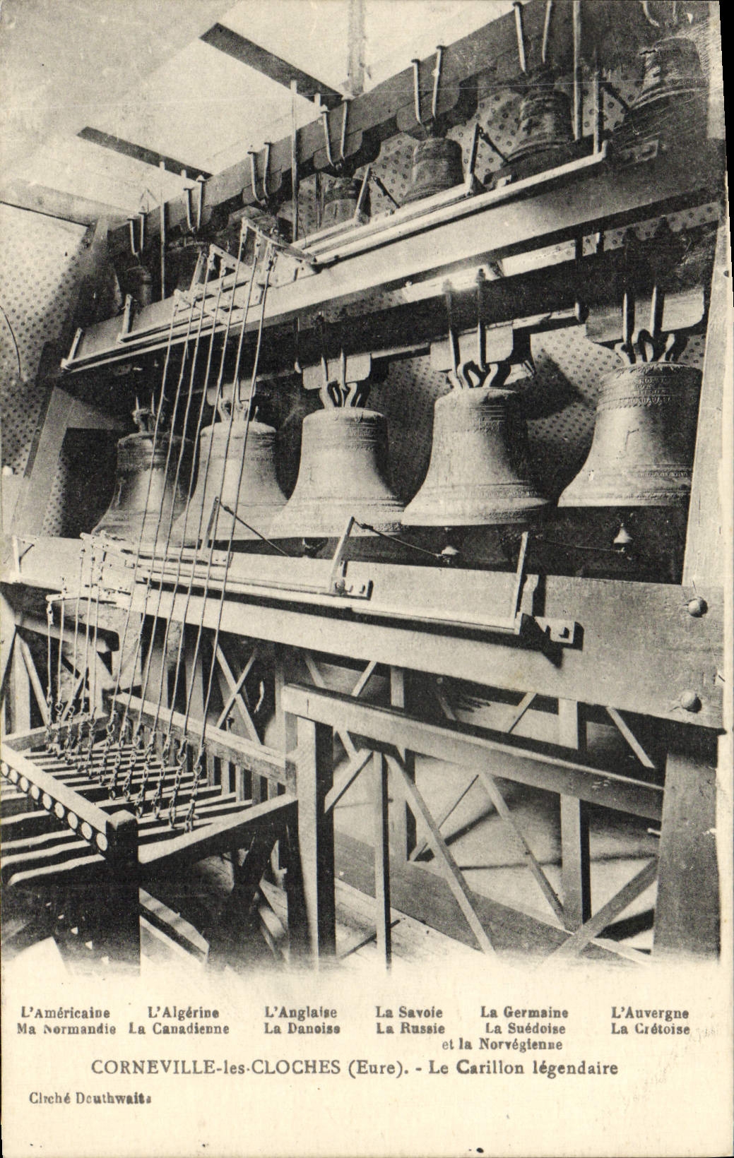 Corneville-les-Cloches (Eure) — Le Carillon légendaire — Cliché Deuthwait