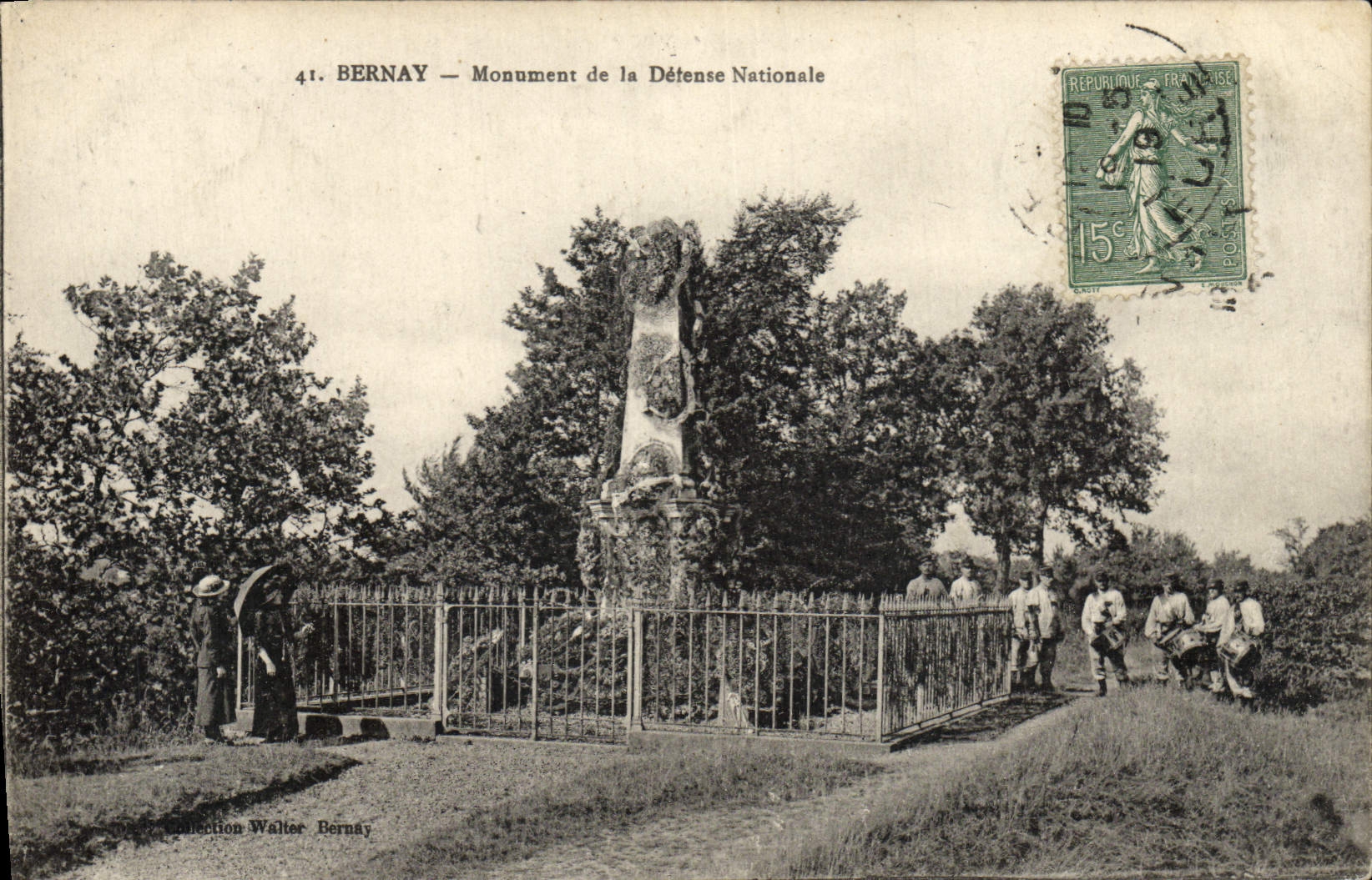 Bernay — Monument de la Défense Nationale — Collection Walter Bernay