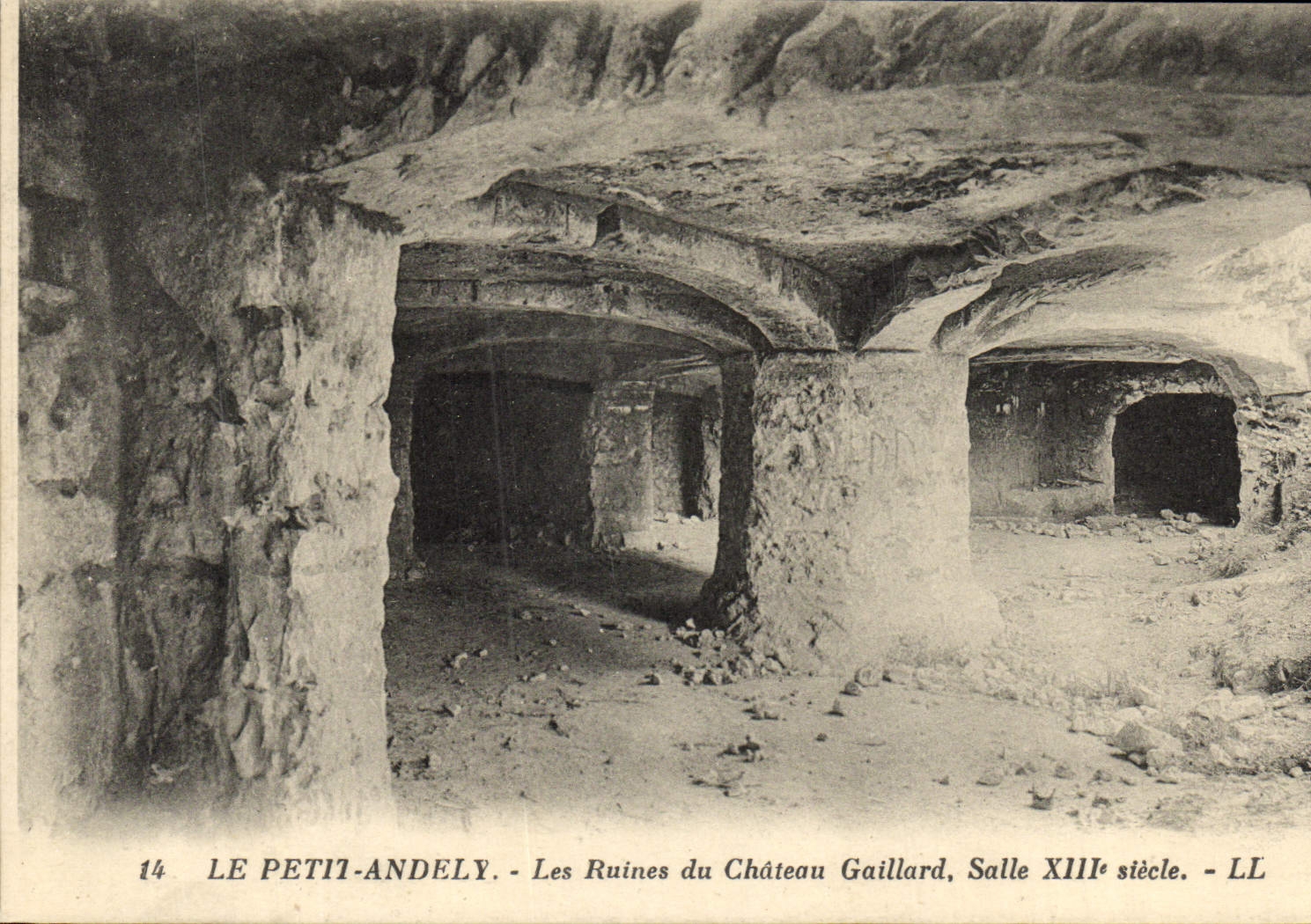 Le Petit-Andely — Les Ruines du Château Gaillard, Salle XIIIe siècle — LL