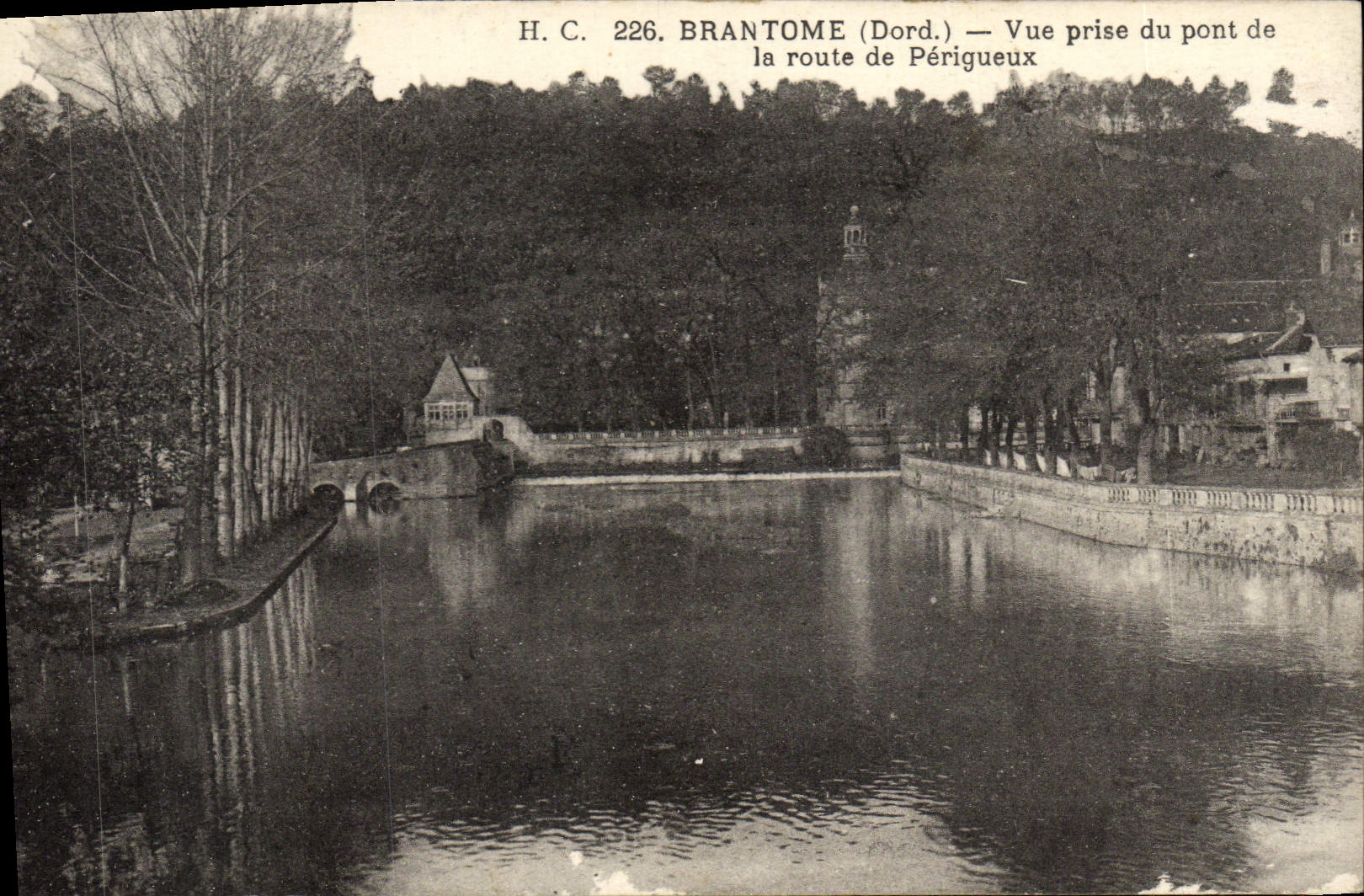 Brantôme (Dordogne) — Vue prise du pont de la route de Périgueux — H.C. 226