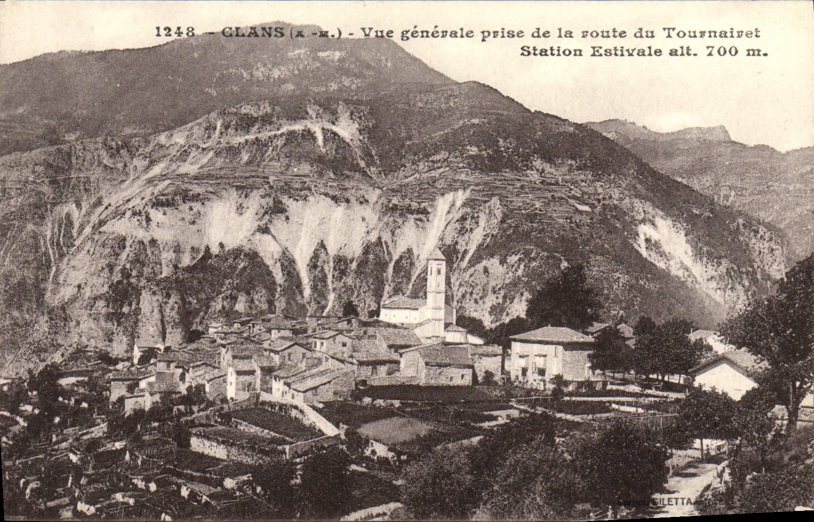 CPA Clans Vue Generale Prise de la voute du Tournairet Station Estivale