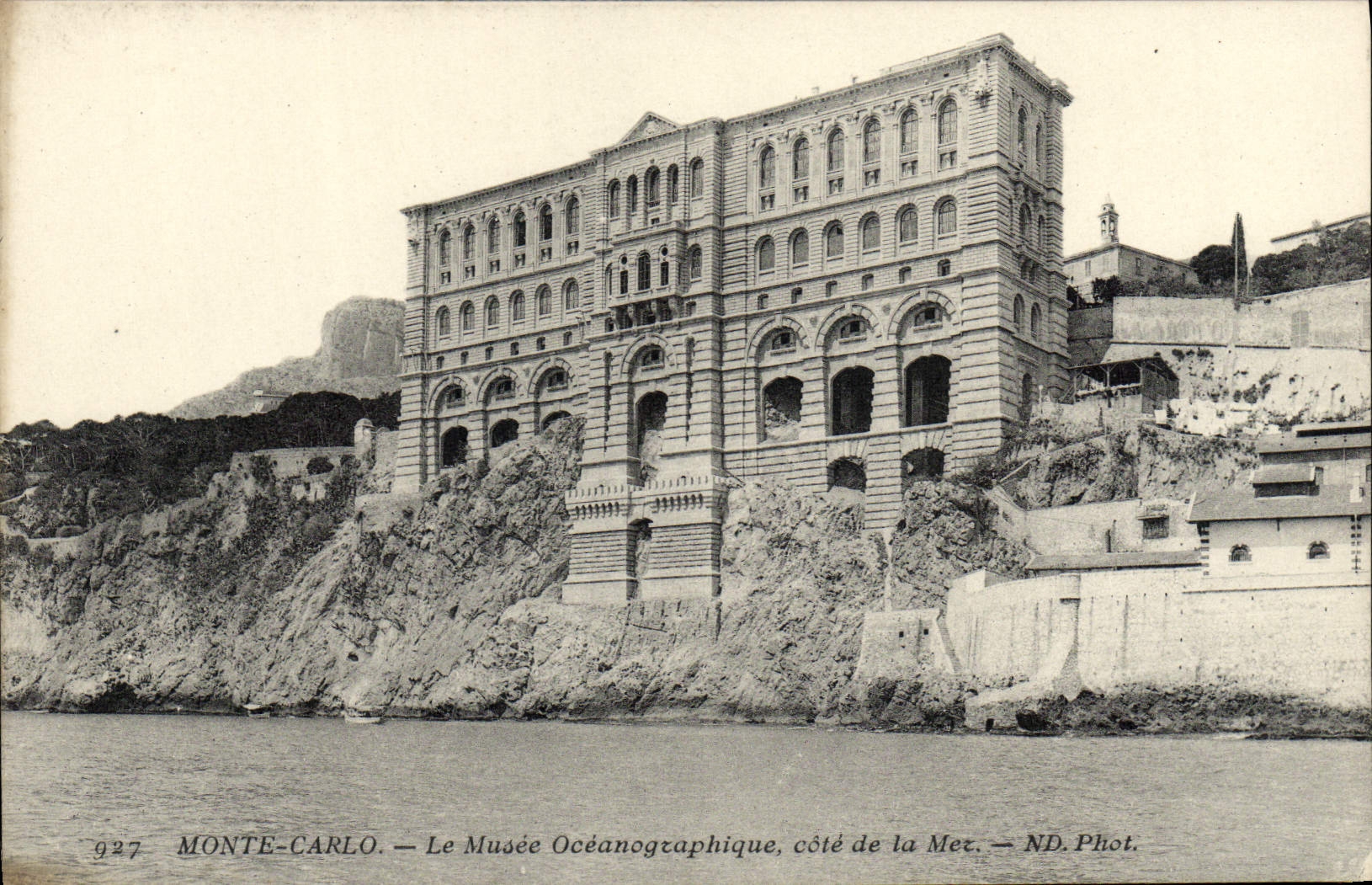 CPA Monte Carlo Le Musee Oceanogeaphique Cote de la mer Aquarium