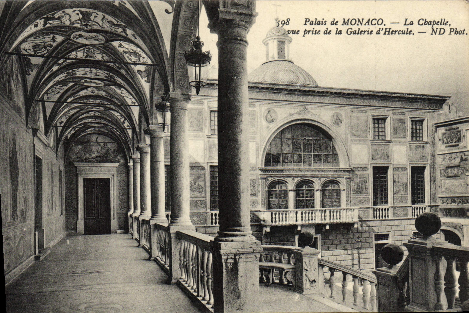 CPA Plais de Monaco La Chapelle vue prise de la Galerie d'Hercule