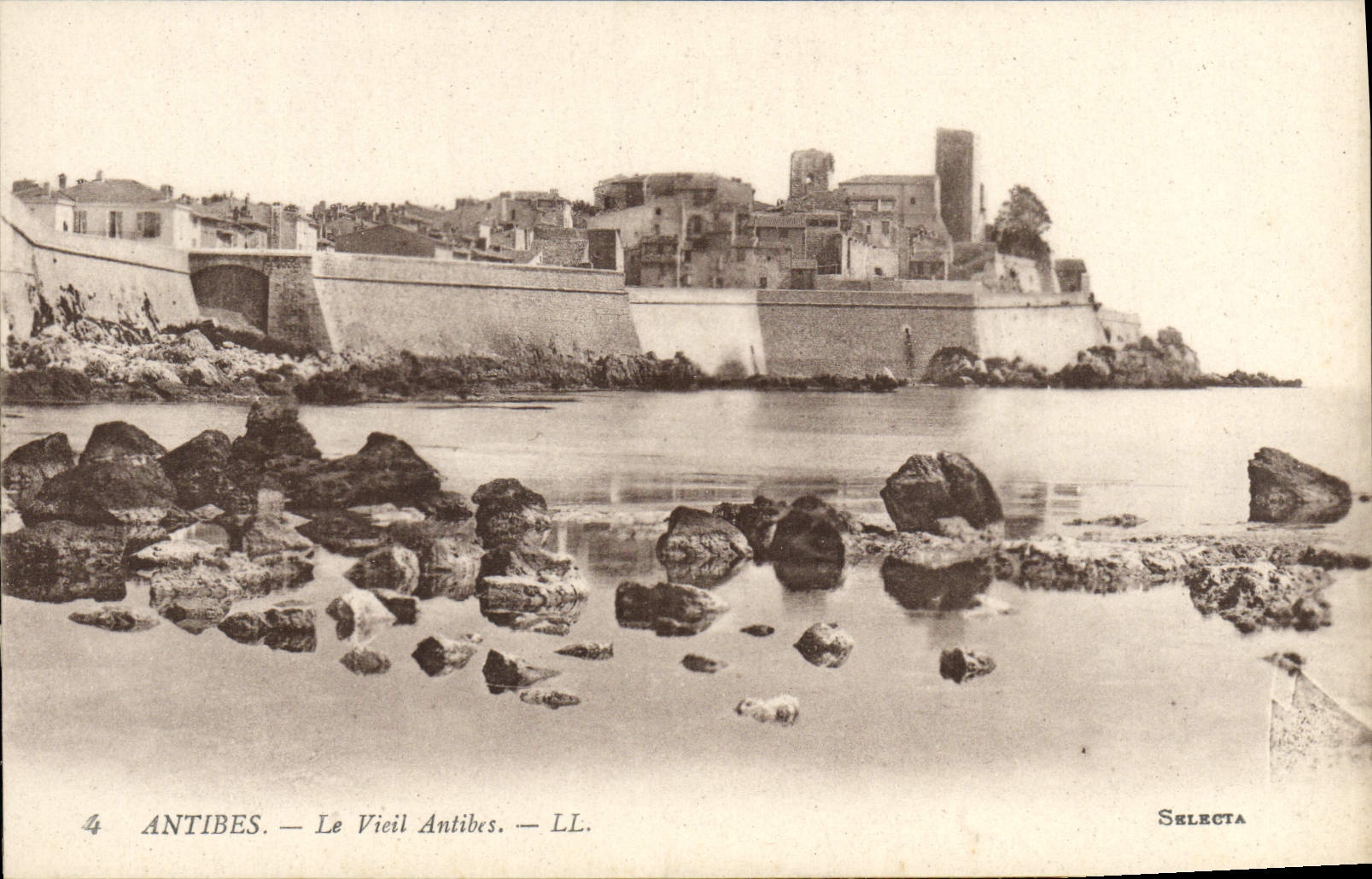 Antibes — Le Vieil Antibes — Selecta