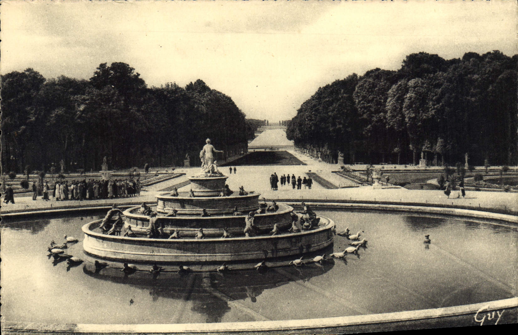 CPA Versailles Et ses Merveilles Le Bassin de Latone Le Tapis vert et le Grand Canal
