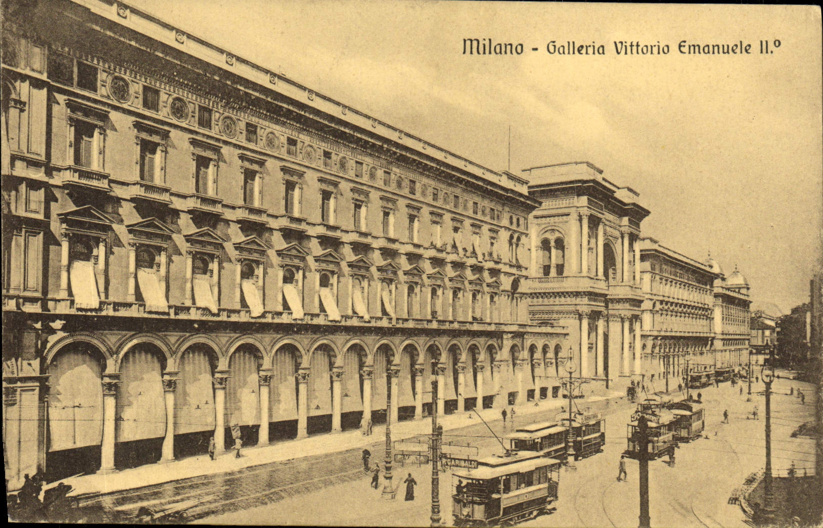 CPA Milano Galleria Vittorio Emanuele II Tramway