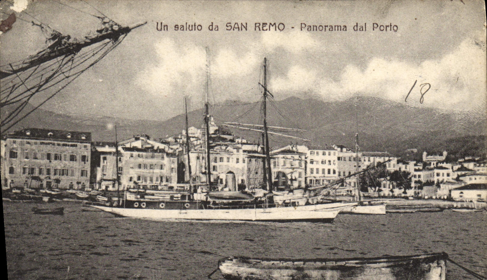 CPA San Remo Panorama dal Porto Bateaux