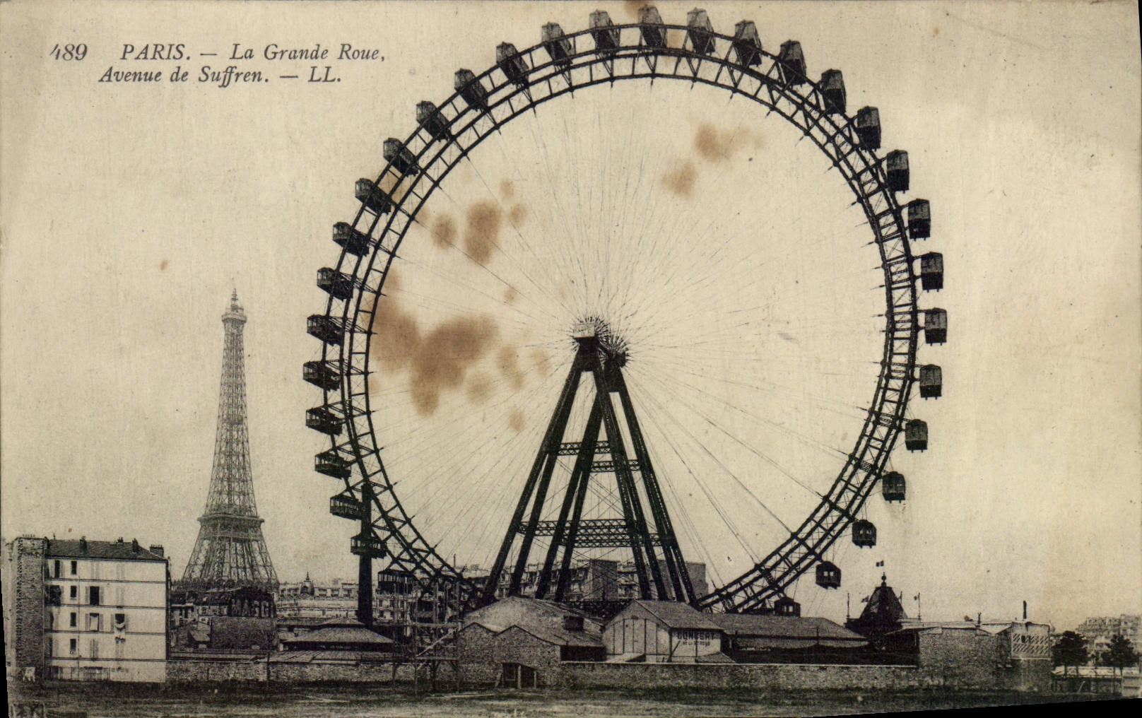 Paris — Die große Rutsche, Avenue de Suffren — LL. n°489