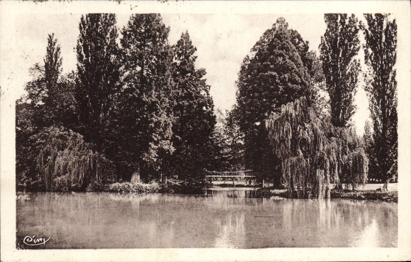 CPA Savigny Sur Orge Le Parc Du Chateau