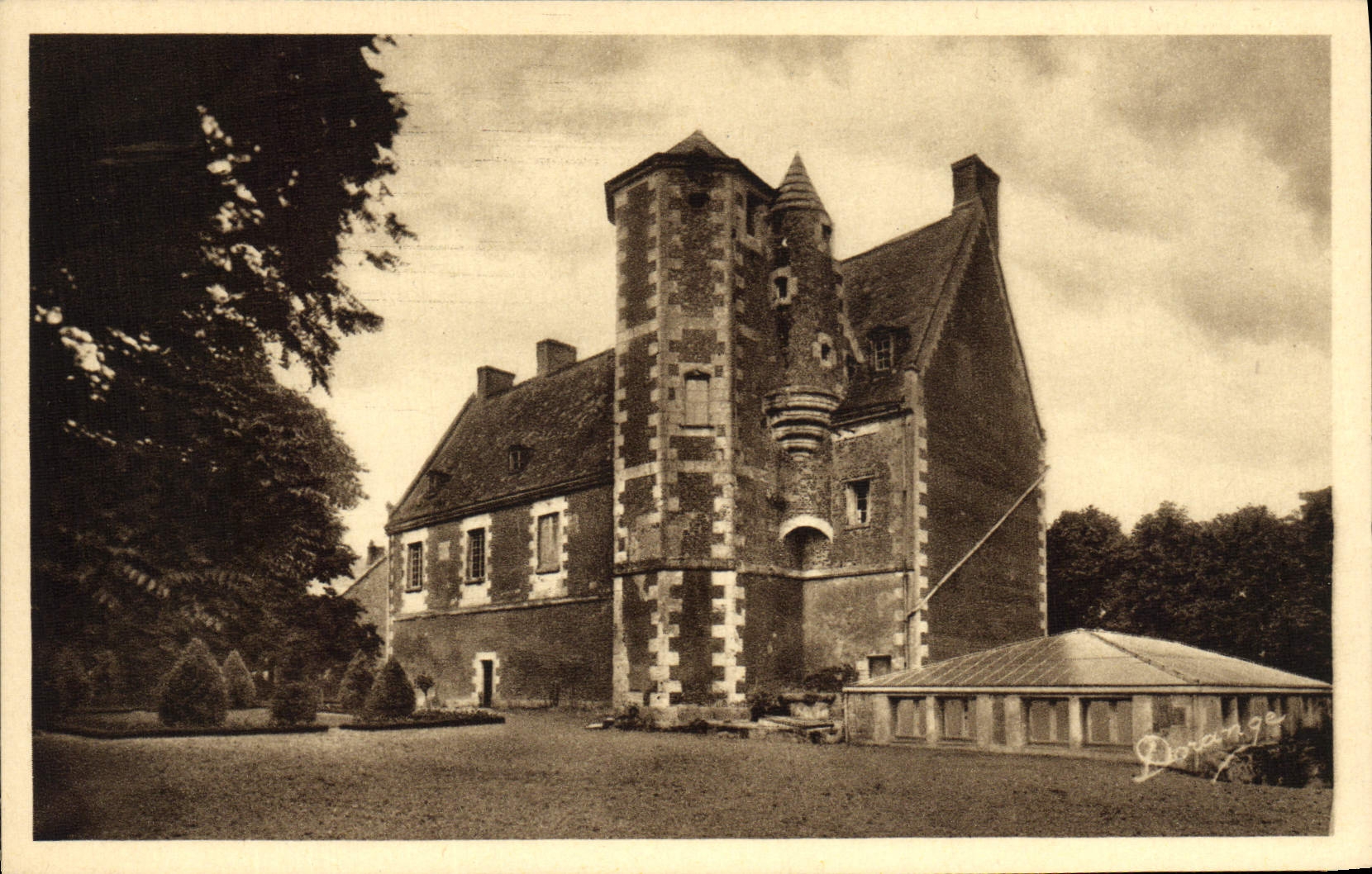 CPA Le Plessis Les Tours Chateau De Louis XI La Toyurelle De l'Escalier conduisant aux appartements royaux