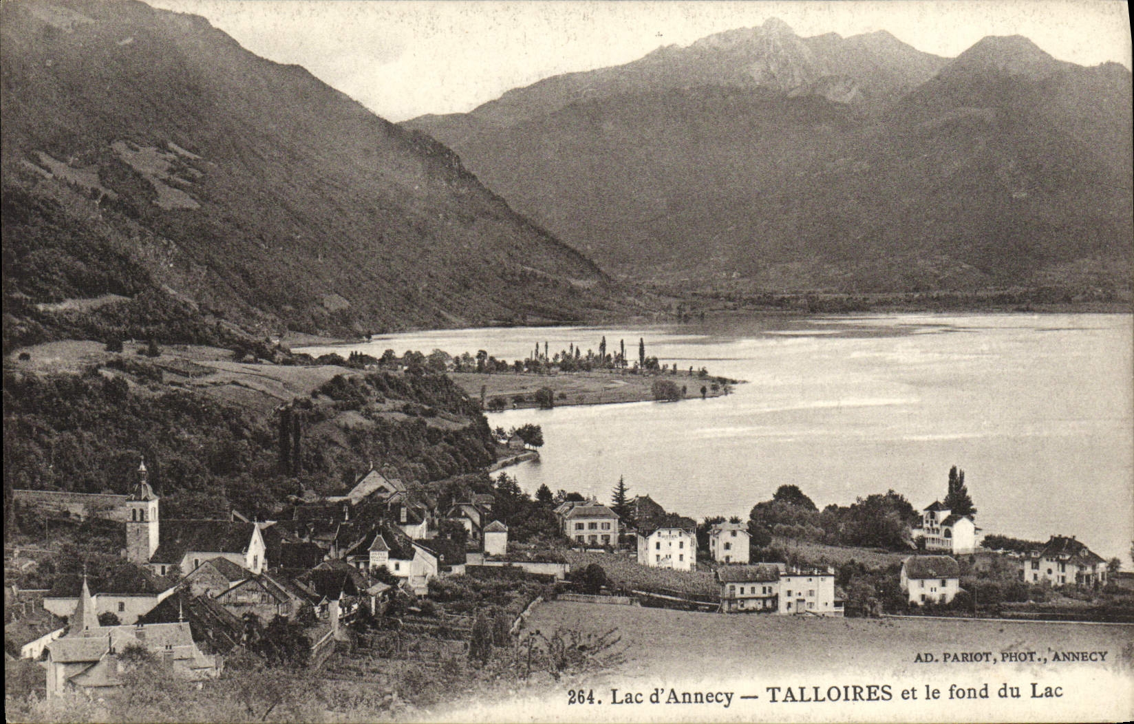 Lac d'Annecy — Talloires et le fond du lac — AD. Pariot, Phot., Annecy