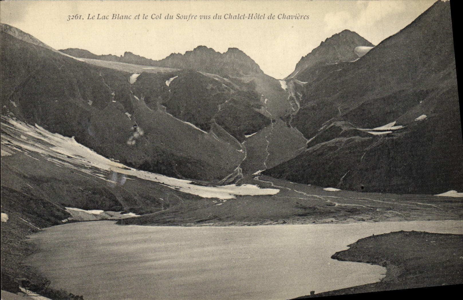 Le Lac Blanc et le Col du Soufre vus du Chalet-Hôtel de Chavières — 3261 — éditeur non visible