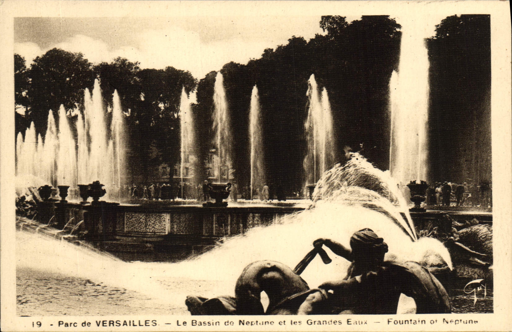CPA Parc de Versailles Le Bassin de Neptune et les grandes eaux