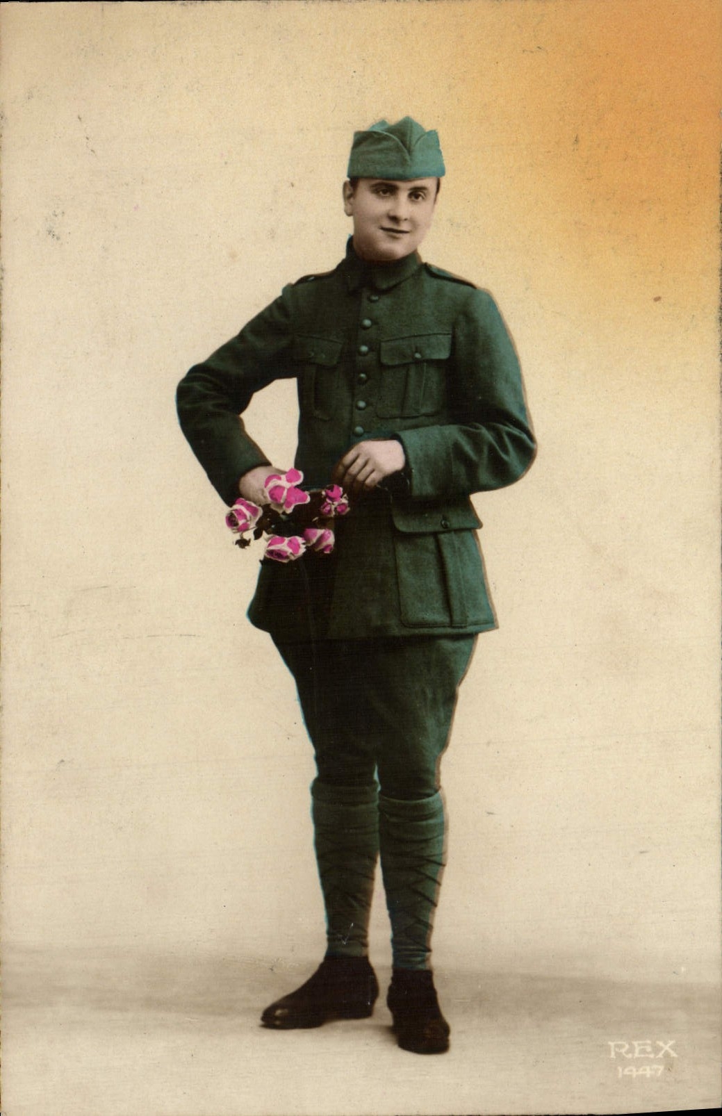 CPA Fantaisie Homme Soldat Militaria Poilu