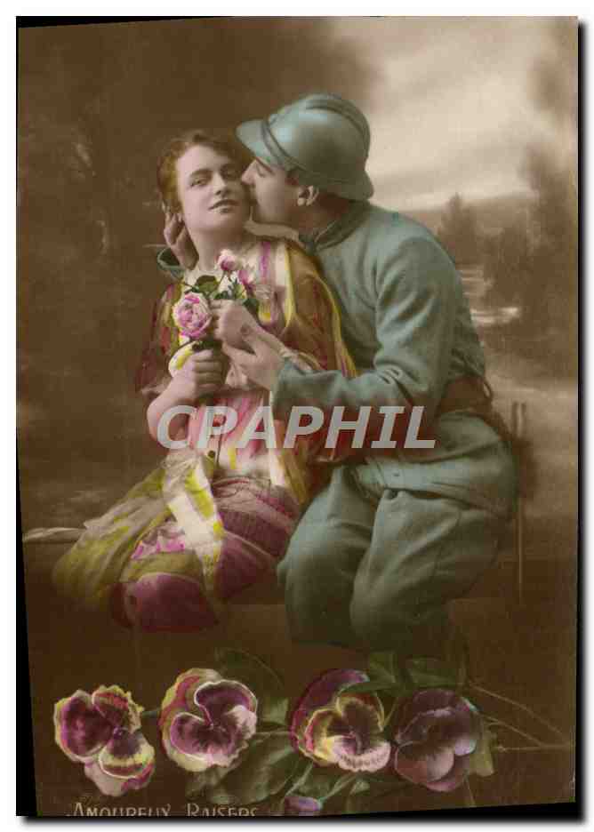 CPA Fantaisie Femme soldat Militaria