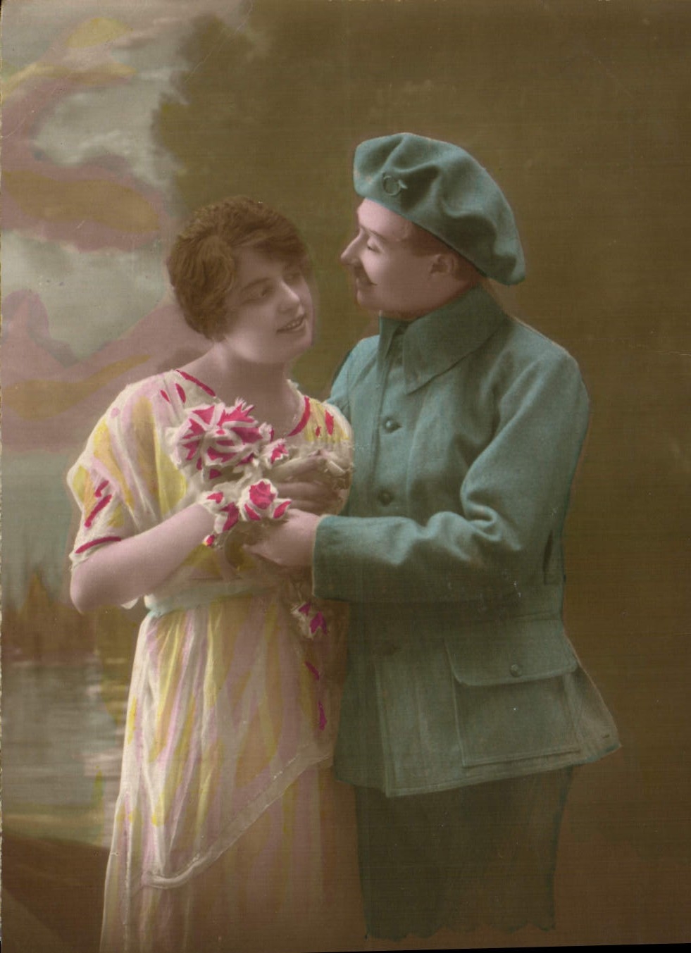 Soldato e giovane donna — scena affettuosa — editore H. Lévy, Lione, n° 204