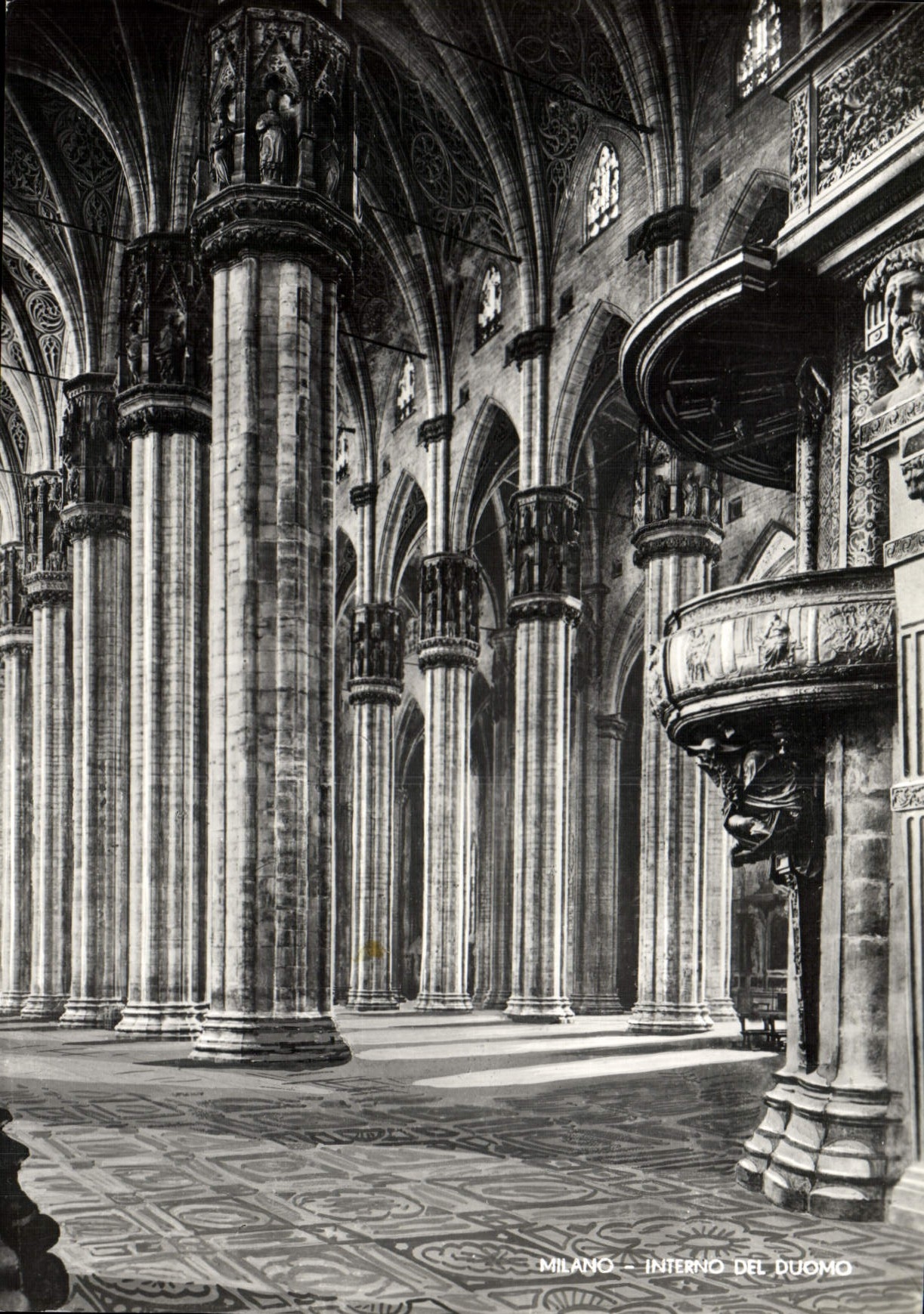 CPM Milano Interno Del Duomo