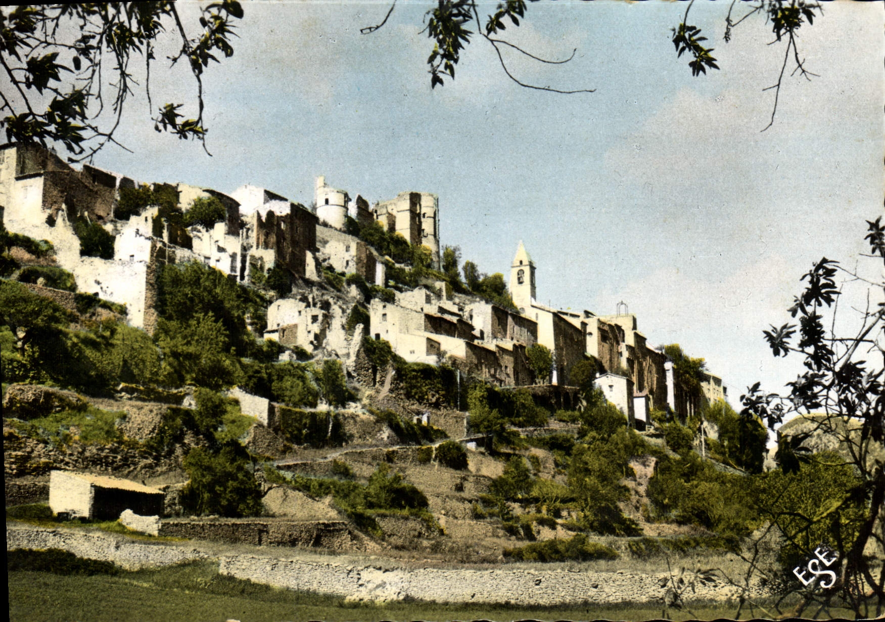 Montbrun-les-Bains — Vue générale — Les Éditions du Sud-Est, n° SE 556