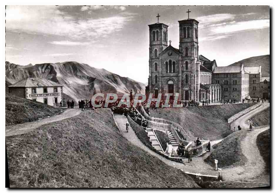 La Basilique de la Salette — Pèlerinage de Notre-Dame de la Salette — Éditeur : Sanctuaire de la Salette