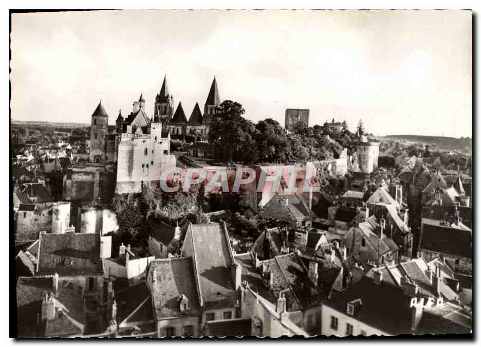 CPM Loches Le Chateau Vu de la Tour St Antoine