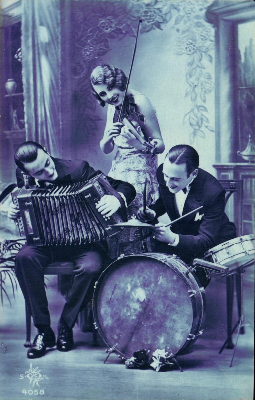 Musiciens en scène — S. COOL, n° 4058