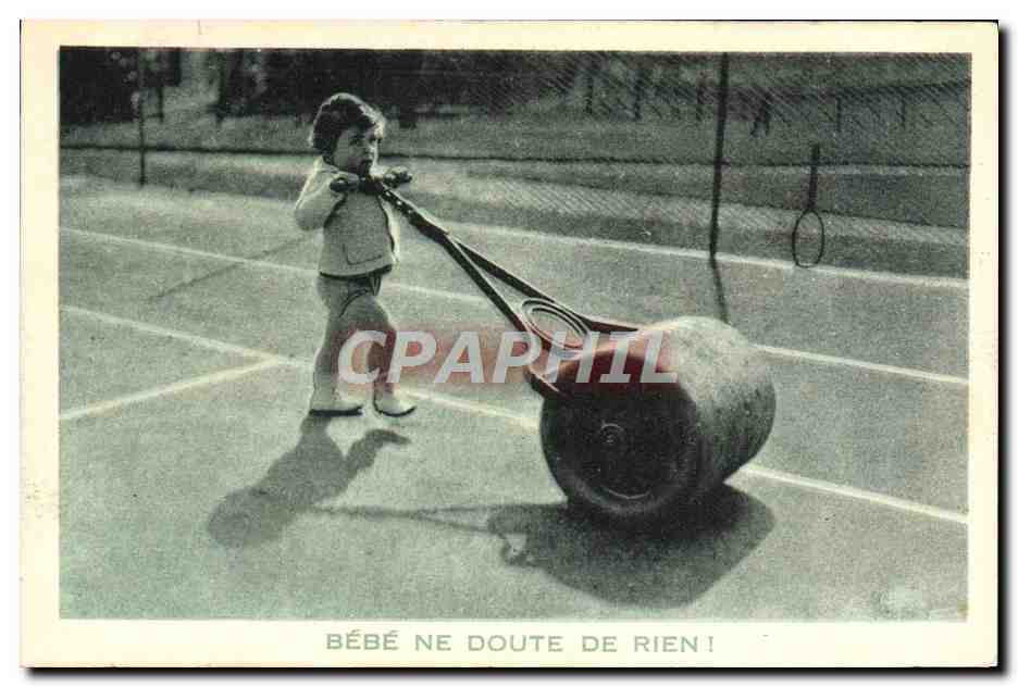CPA Bebe Ne Doute De Rien Damage court de tennis