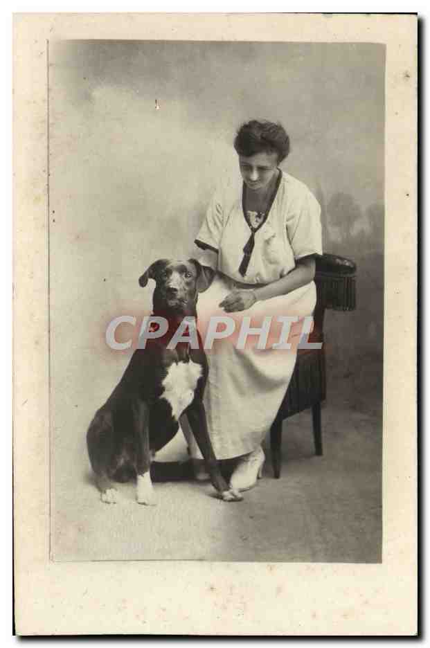 CARTE PHOTO Femme et son chien 