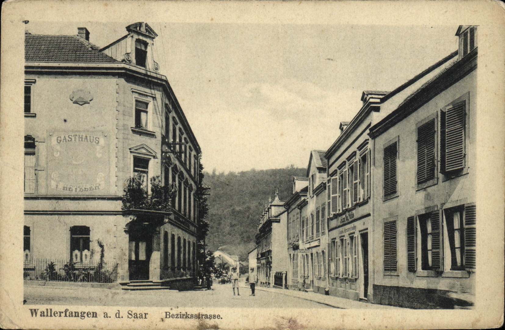 CPA Wallerfangen A D Saar Bezirksstrasse Gasthaus