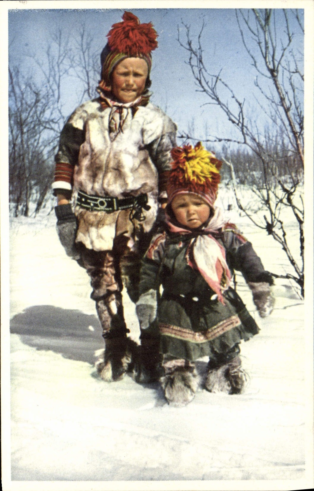 CPA Lapons Folklore Finlande Enfants
