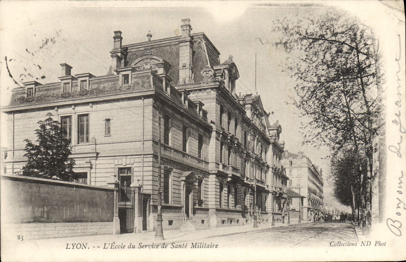 LYON. -- L'École du Service de Santé Militaire -- Collections ND Phot