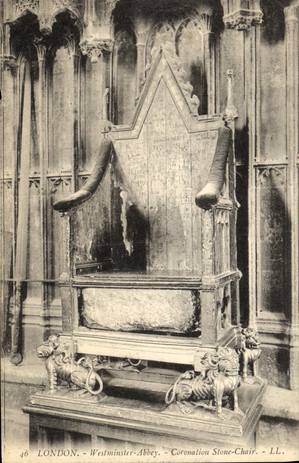 CPA London Westminster Abbey Coronation Stone chair 