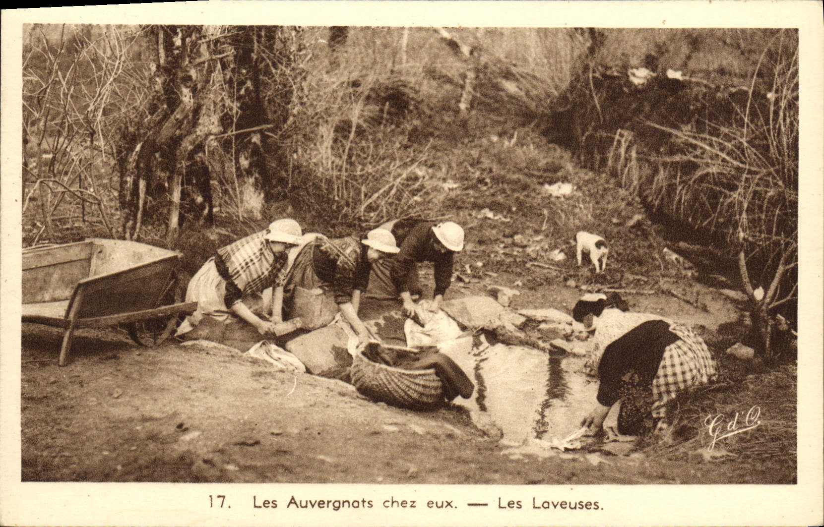 Les Auvergnats chez eux. — Les Laveuses.