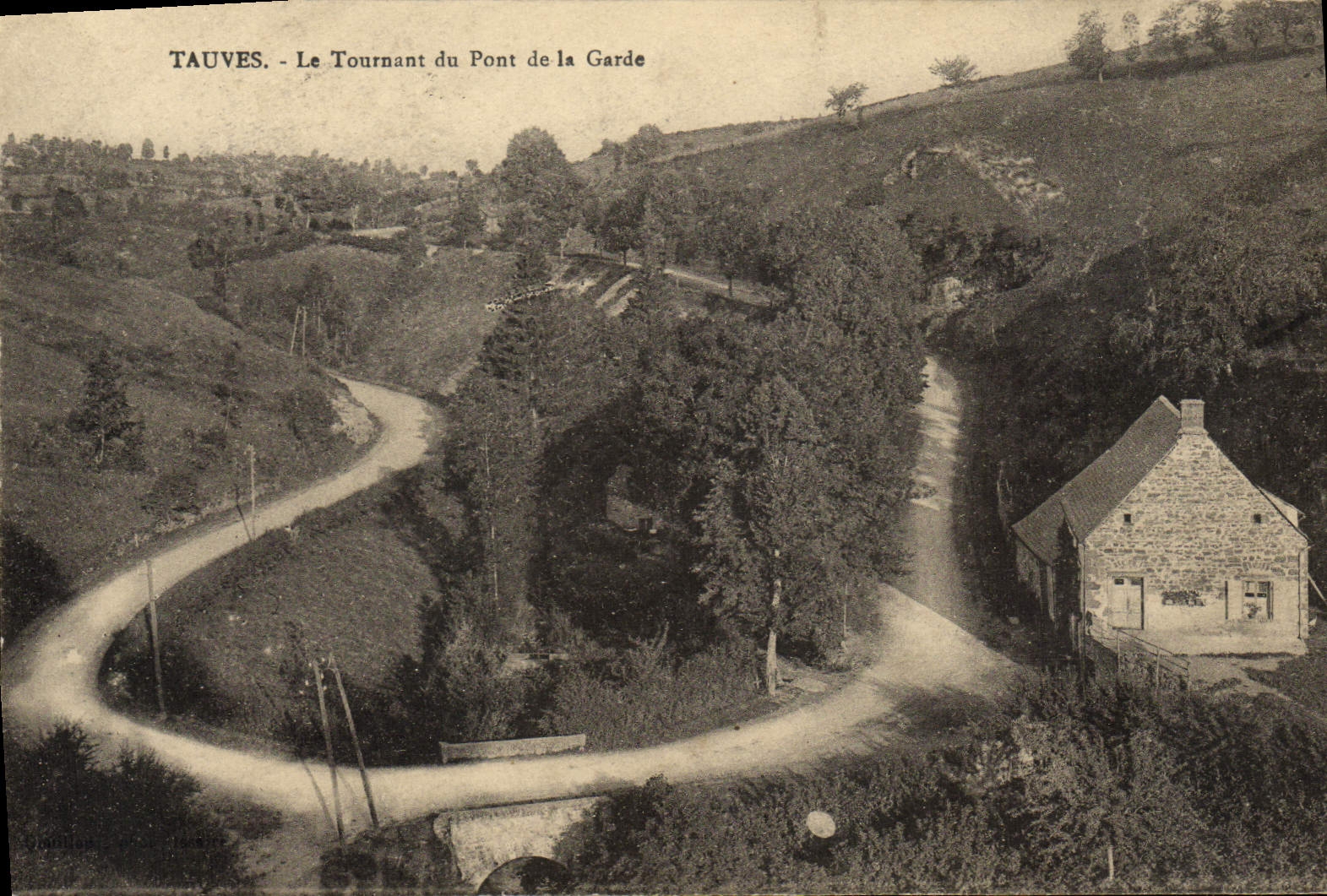 Taufves - Le Tournant du Pont de la Garde — éditeur Journiaux